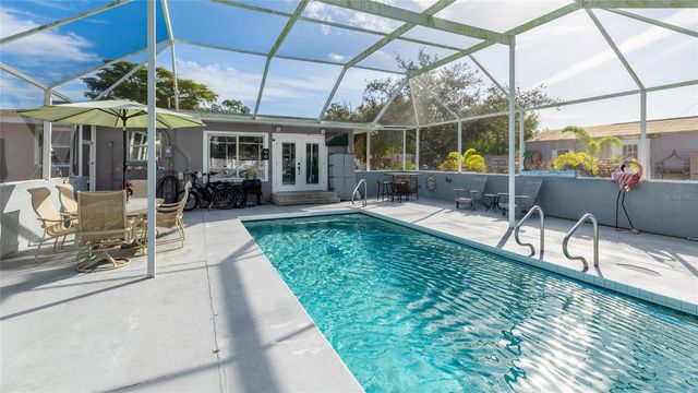 1503 FRANCIS AVENUE, Sarasota, FL 34232