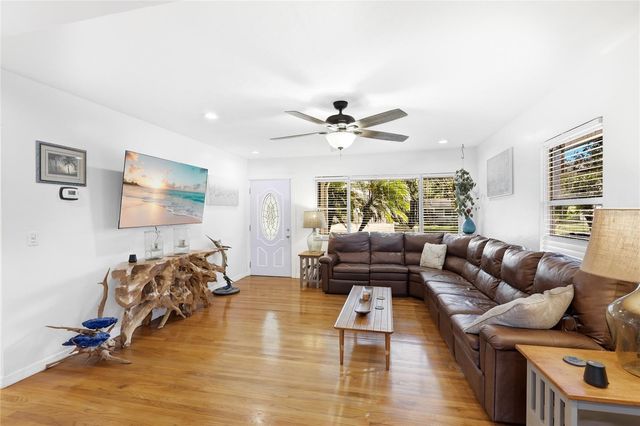 1503 FRANCIS AVENUE, Sarasota, FL 34232