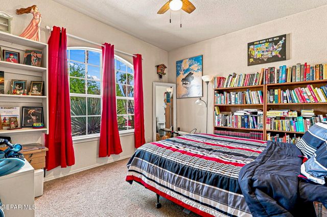 729 DESERT SILVER Drive, Horizon City, TX 79928