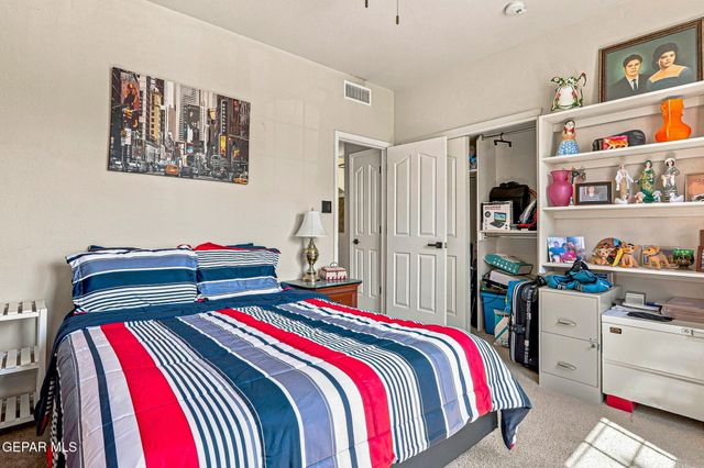 729 DESERT SILVER Drive, Horizon City, TX 79928