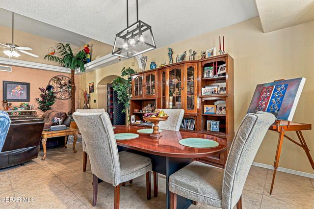 729 DESERT SILVER Drive, Horizon City, TX 79928