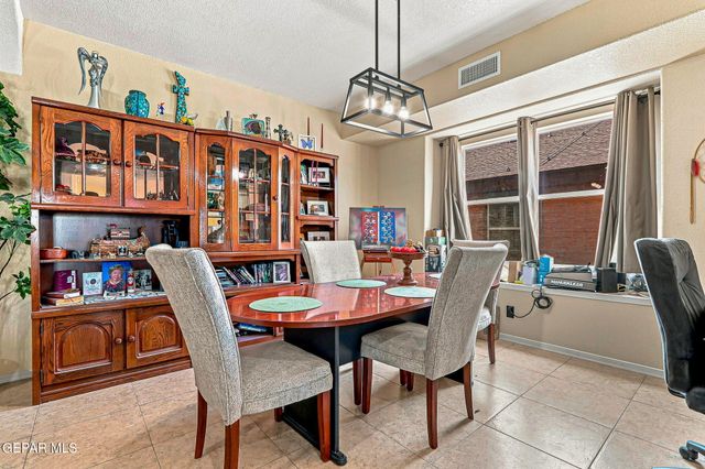 729 DESERT SILVER Drive, Horizon City, TX 79928