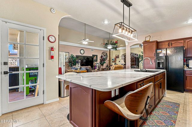 729 DESERT SILVER Drive, Horizon City, TX 79928