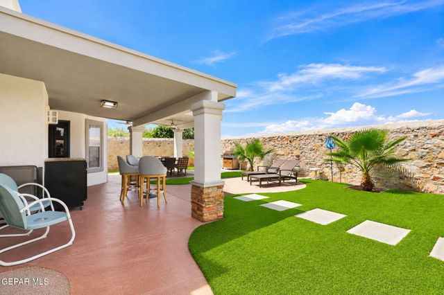 729 DESERT SILVER Drive, Horizon City, TX 79928