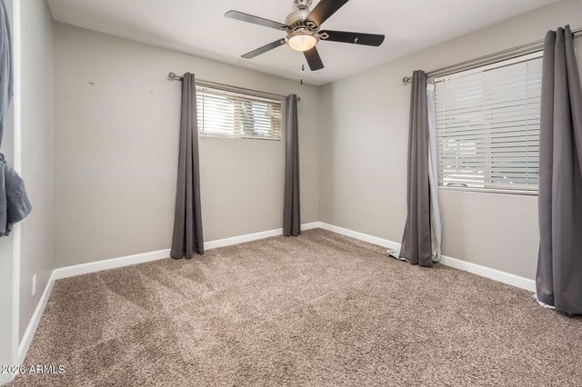 2344 W MITCHELL Drive, Phoenix, AZ 85015