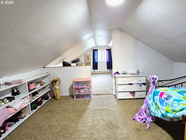 100 Se HILLCREST Rd, John Day, OR 97845