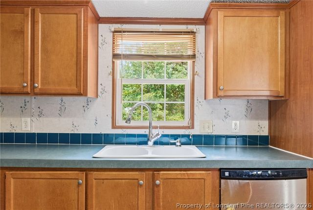 5212 Style Drive, Parkton, NC 28371