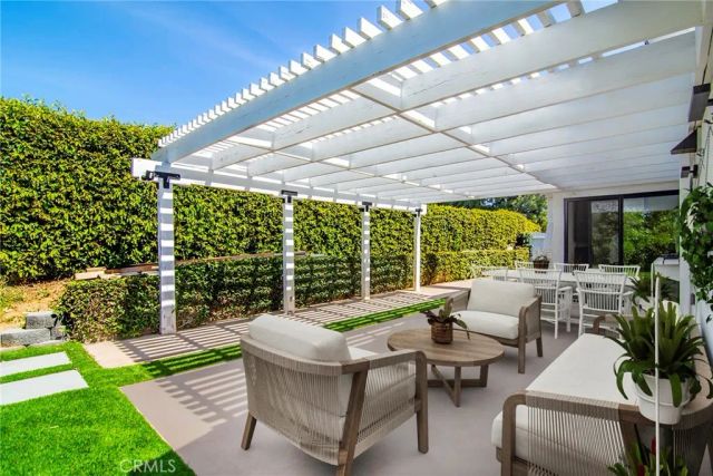 10947 Lurline Avenue, Chatsworth, CA 91311