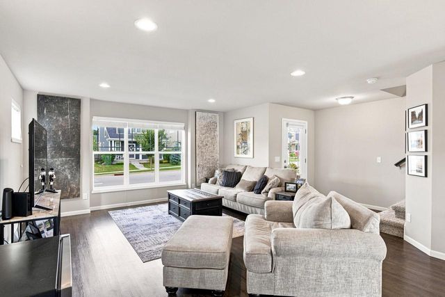 1219 Crane Meadow Way, Sun Prairie, WI 53590