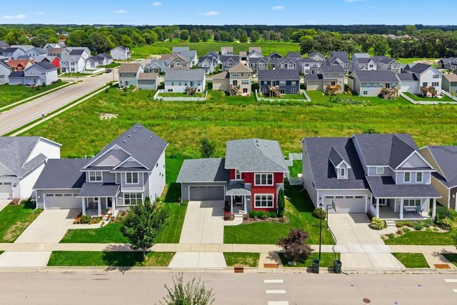 1219 Crane Meadow Way, Sun Prairie, WI 53590