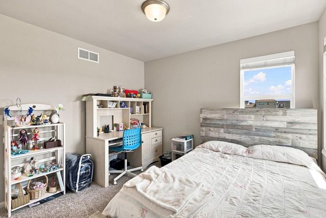 1219 Crane Meadow Way, Sun Prairie, WI 53590