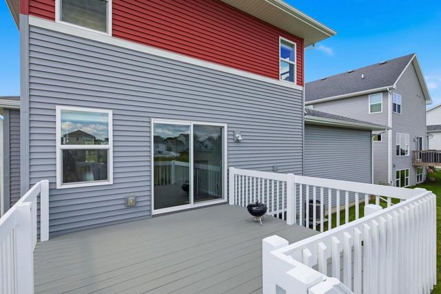 1219 Crane Meadow Way, Sun Prairie, WI 53590