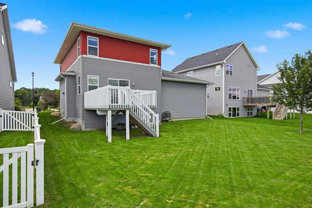 1219 Crane Meadow Way, Sun Prairie, WI 53590
