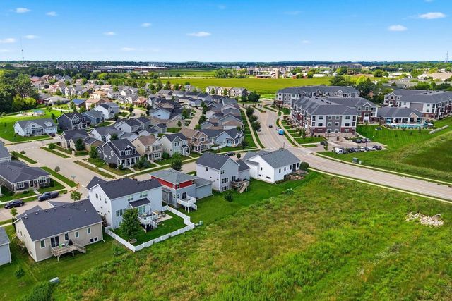 1219 Crane Meadow Way, Sun Prairie, WI 53590