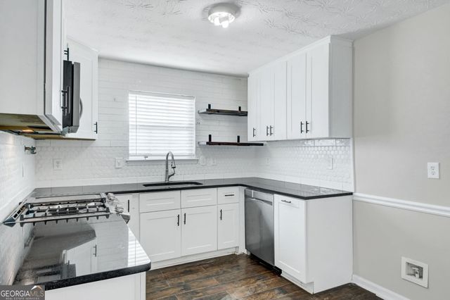 310 Parkview Place Drive, Mcdonough, GA 30253