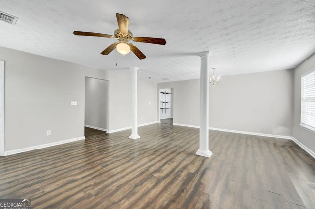 310 Parkview Place Drive, Mcdonough, GA 30253