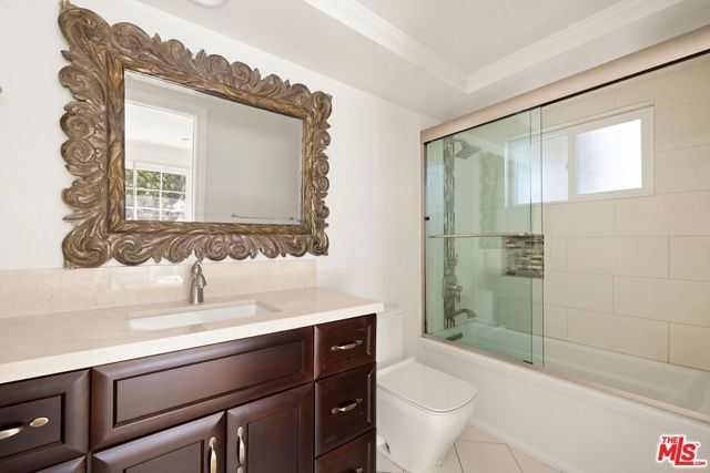 1743 Stone Canyon Road, Los Angeles, CA 90077