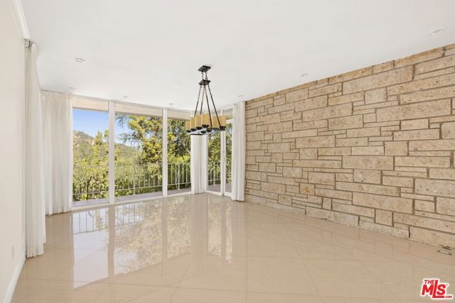 1743 Stone Canyon Road, Los Angeles, CA 90077