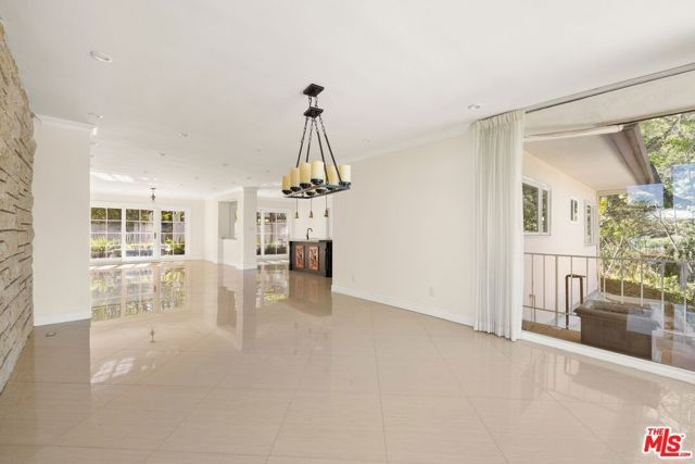 1743 Stone Canyon Road, Los Angeles, CA 90077