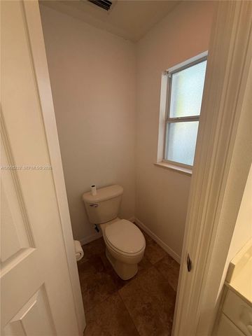 3262 SW Cohutta St, Port St. Lucie, FL 34953