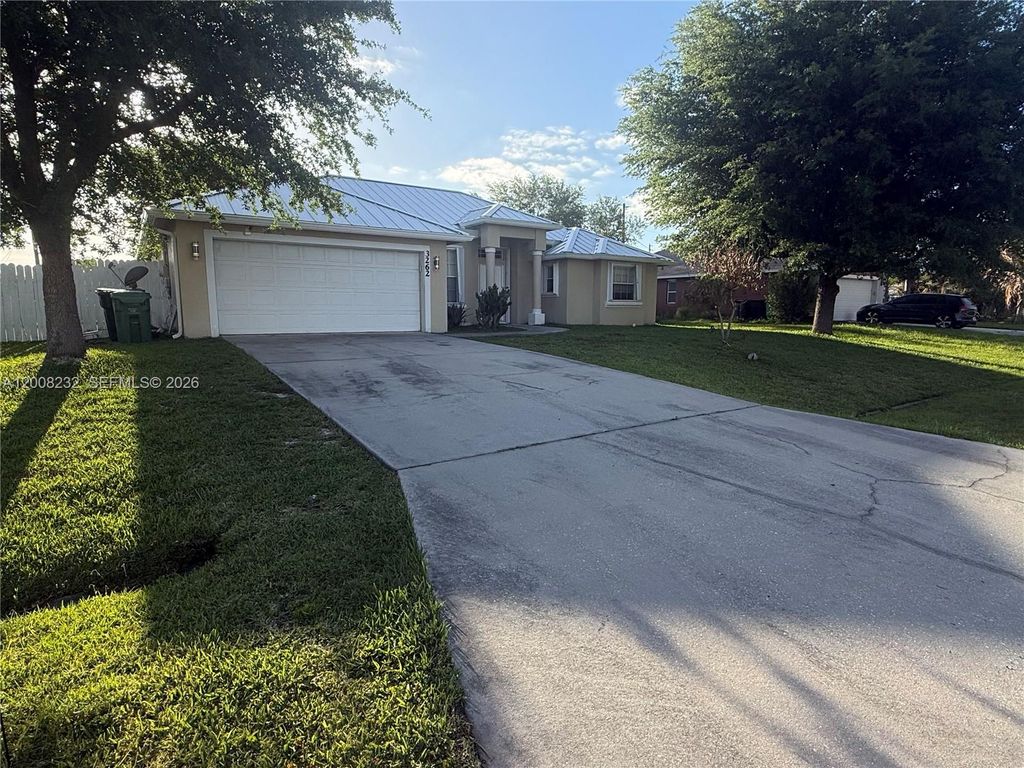 3262 SW Cohutta St, Port St. Lucie, FL 34953