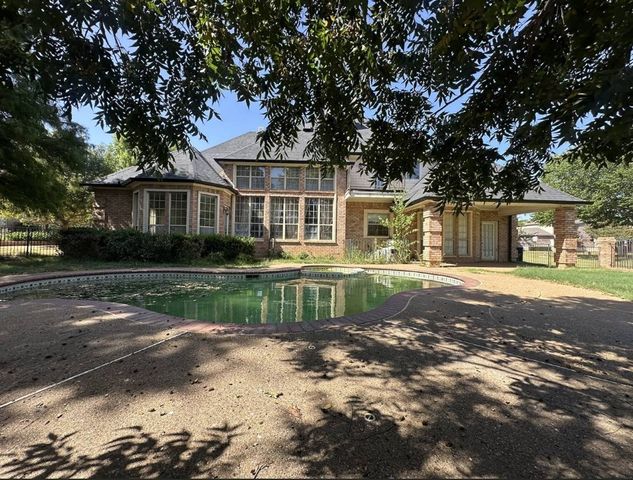 6542 Potomac Parkway, Arlington, TX 76017
