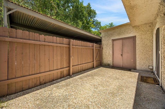 3609 Las Colinas DR A, Austin, TX 78731