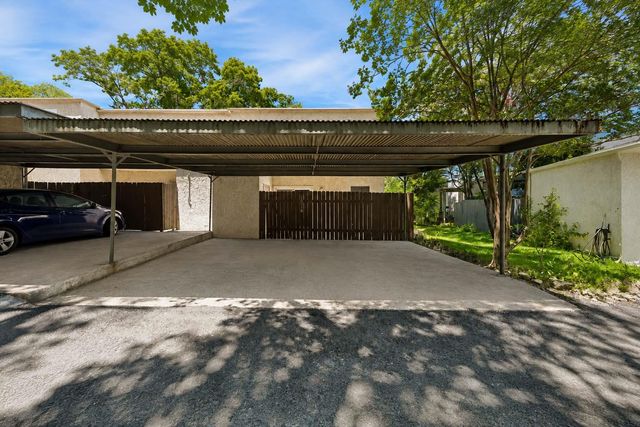 3609 Las Colinas DR A, Austin, TX 78731
