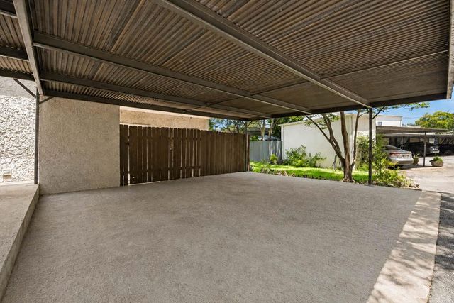 3609 Las Colinas DR A, Austin, TX 78731