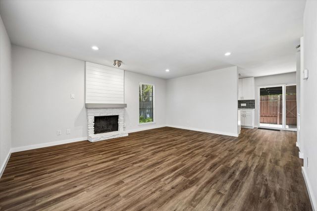 3609 Las Colinas DR A, Austin, TX 78731