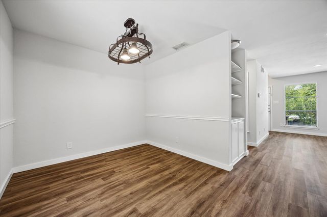 3609 Las Colinas DR A, Austin, TX 78731