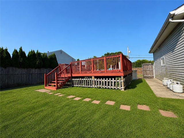 52 Tiffany Street, North Providence, RI 02904
