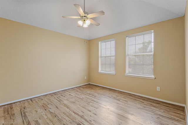 100 Bowie Street, Forney, TX 75126