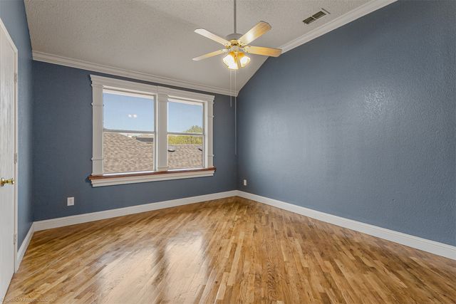 100 Bowie Street, Forney, TX 75126