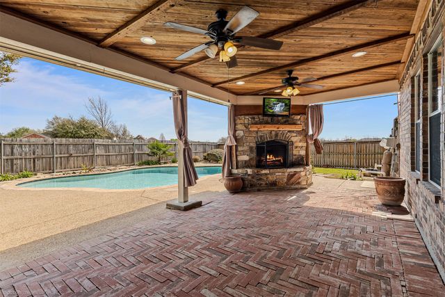 100 Bowie Street, Forney, TX 75126