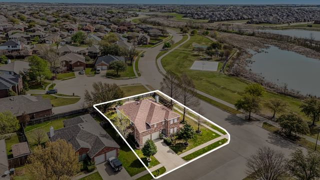 100 Bowie Street, Forney, TX 75126