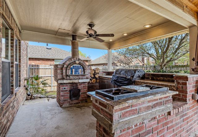 100 Bowie Street, Forney, TX 75126