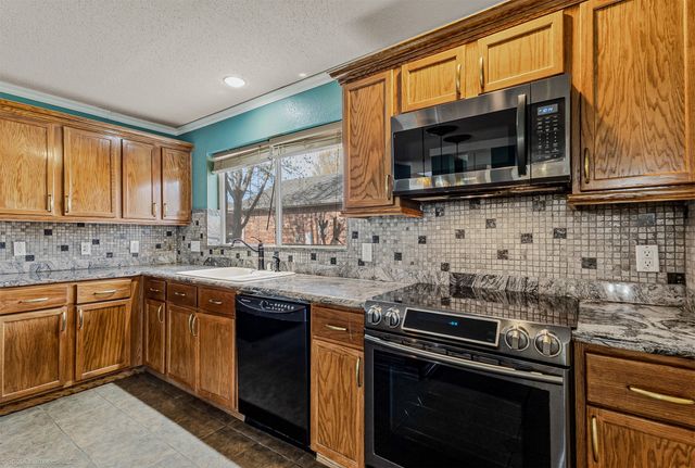 100 Bowie Street, Forney, TX 75126