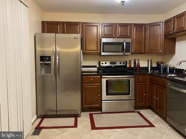 695 MOUNT LUBENTIA CT W, Upper Marlboro, MD 20774