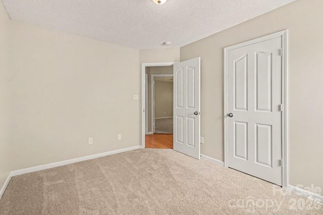 9819 Veronica Drive, Charlotte, NC 28215