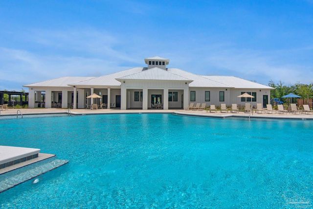 4765 Redhead Ct, Pace, FL 32571