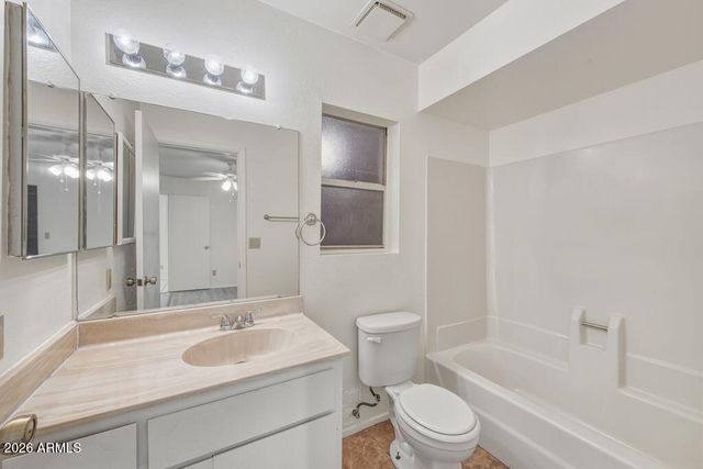 6120 E AUGUSTA Circle, Mesa, AZ 85215