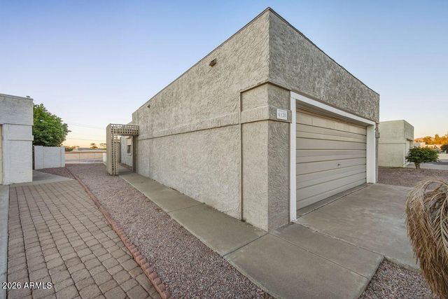 6120 E AUGUSTA Circle, Mesa, AZ 85215