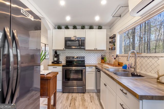 2308 Carver Mill Road, Talking Rock, GA 30175