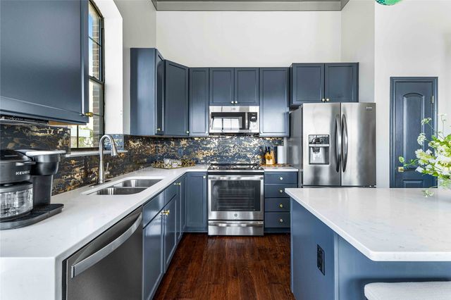 330 Austin Avenue 322, Waco, TX 76701