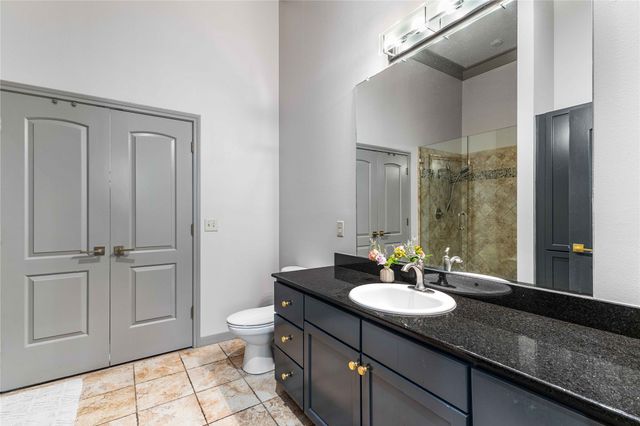 330 Austin Avenue 322, Waco, TX 76701