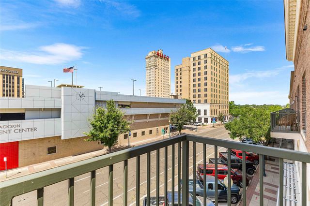 330 Austin Avenue 322, Waco, TX 76701