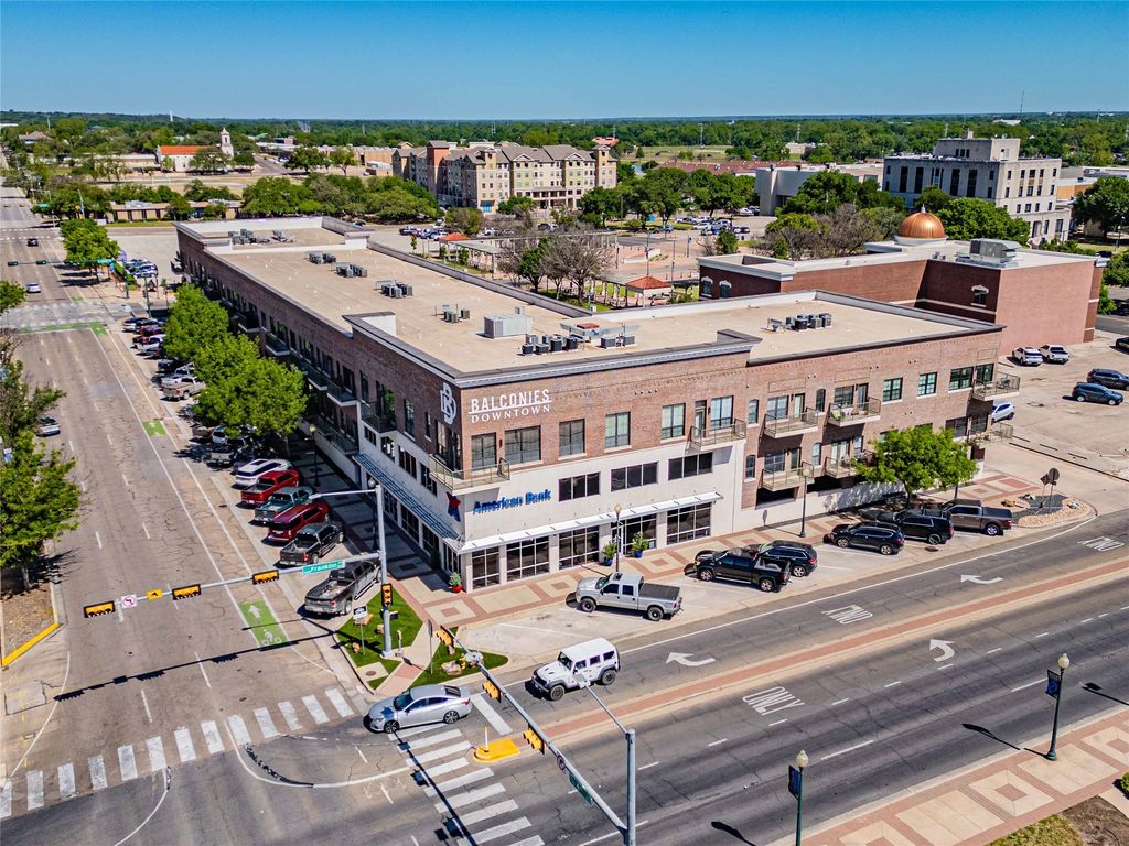 330 Austin Avenue 322, Waco, TX 76701