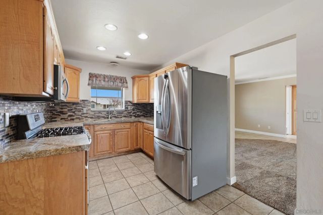 936 Spinel Ave, El Cajon, CA 92021