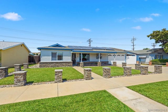 936 Spinel Ave, El Cajon, CA 92021